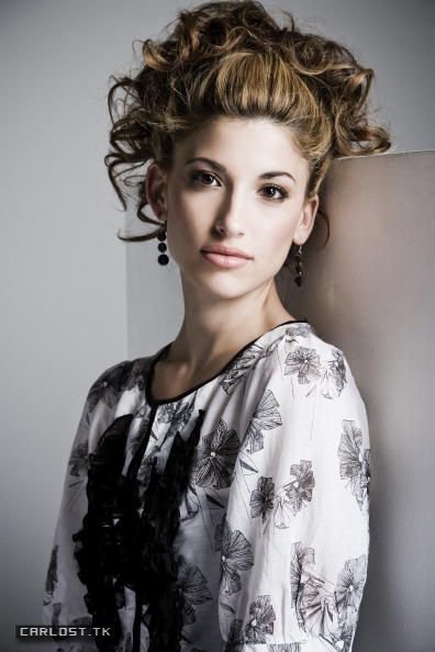 600full-tania-raymonde.jpg