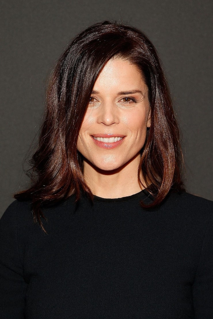 Neve Campbell