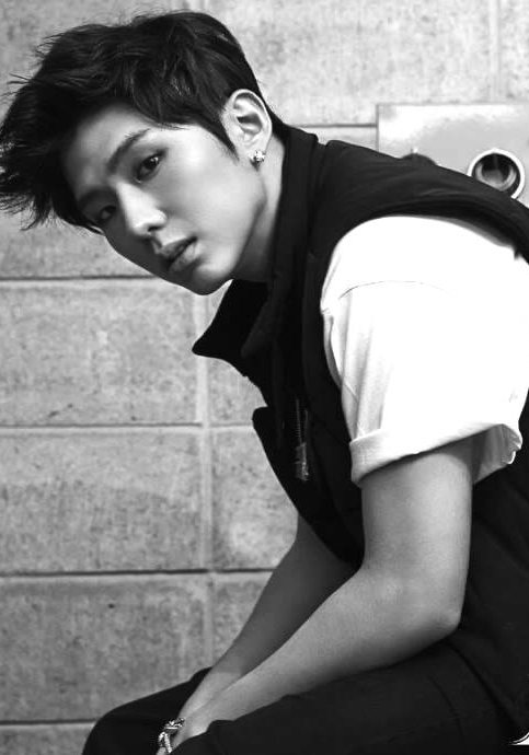 Kihyun (MONSTA X)