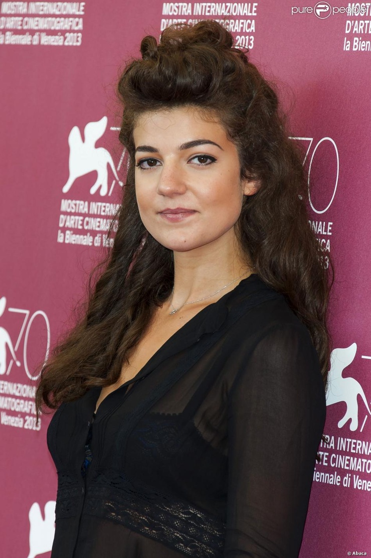 Esther Garrel