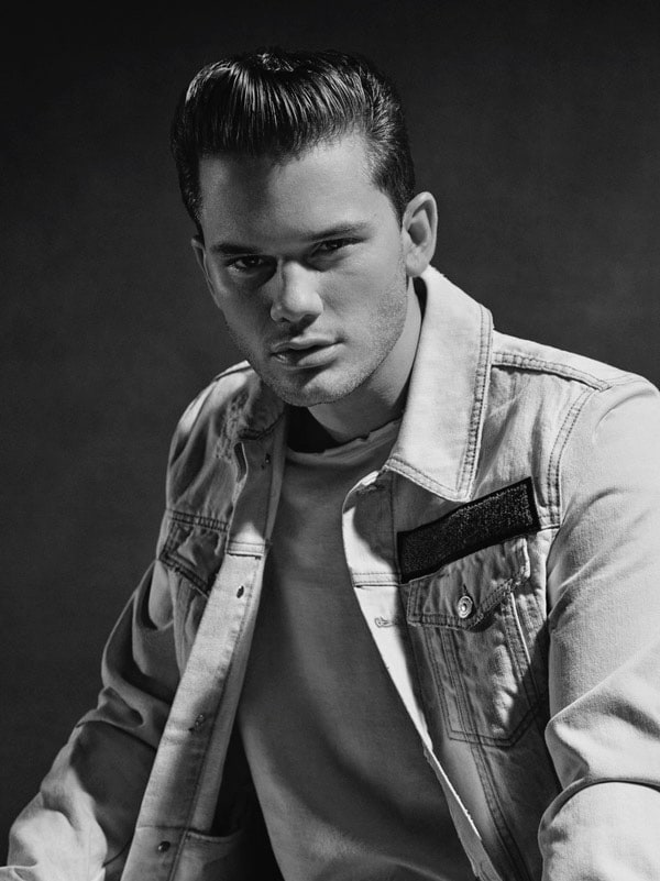 Jeremy Irvine