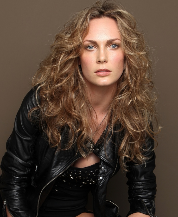 Sara Zanier Sara Zanier