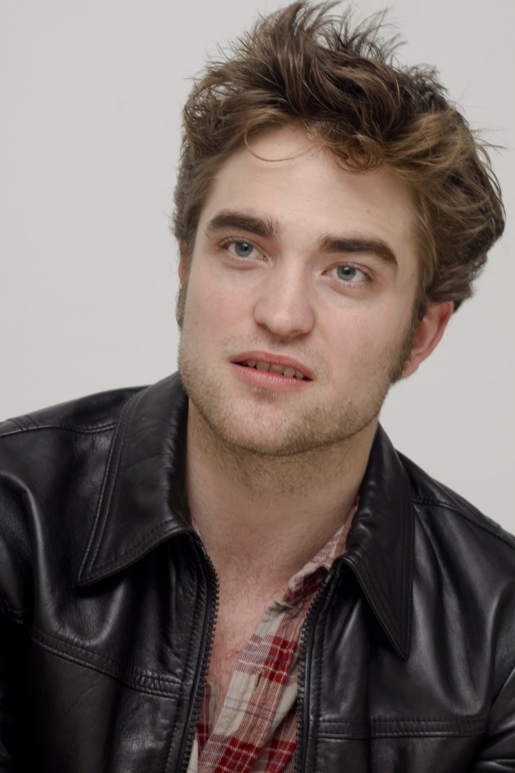 Robert Pattinson image