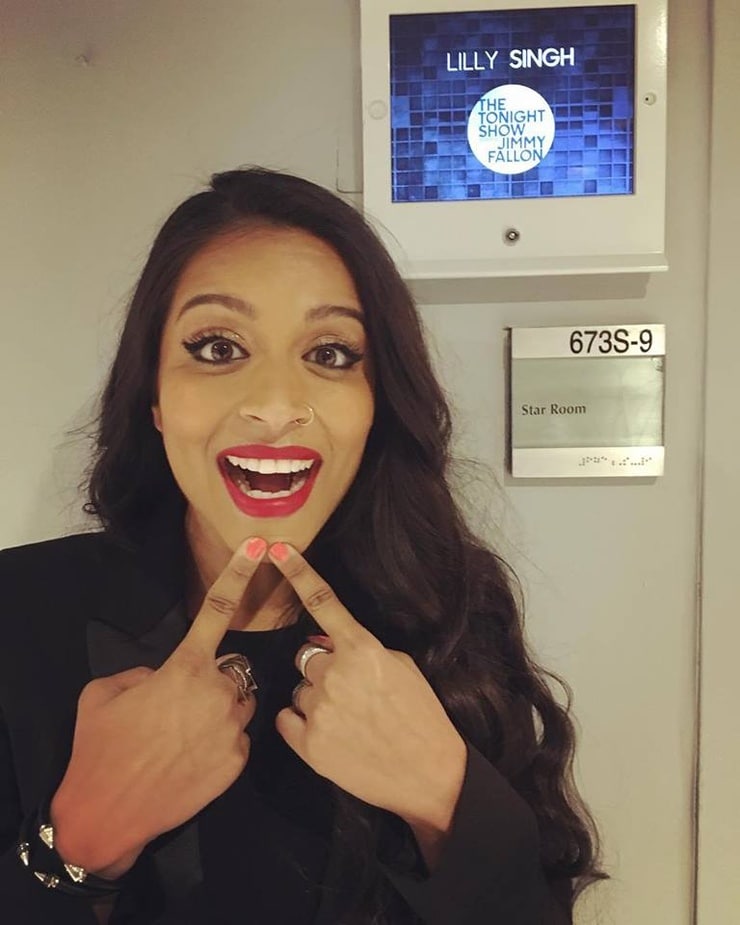 Is Simmi Singh Related To Lilly Singh