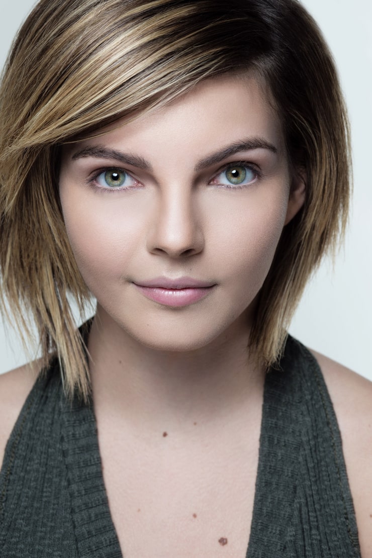 Camren Bicondova