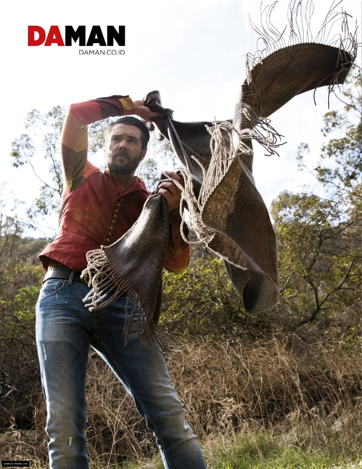 Charlie Weber