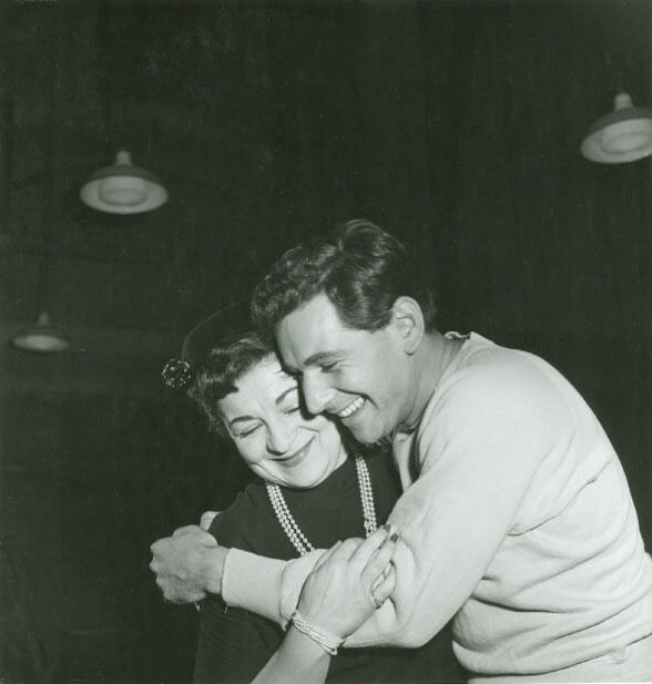 Leonard Bernstein Leonard Bernstein