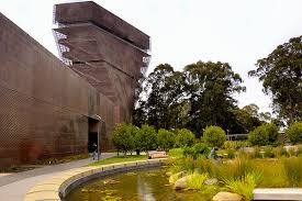 De Young (museum)