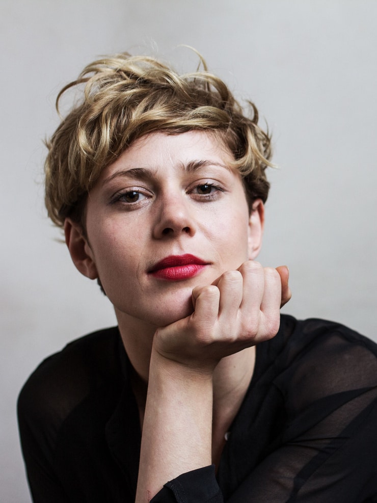 Katharina Schlothauer Katharina Schlothauer
