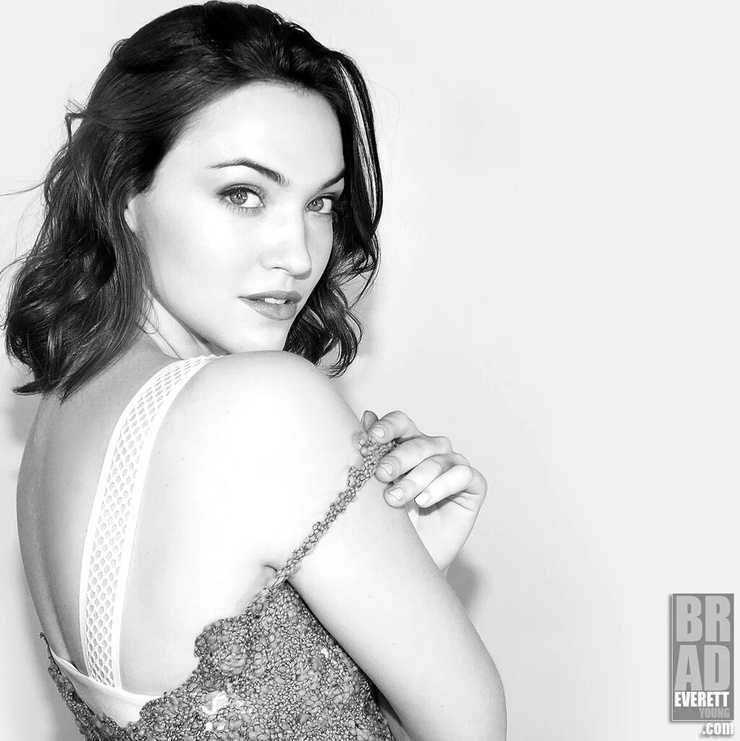 Violett Beane Violett Beane