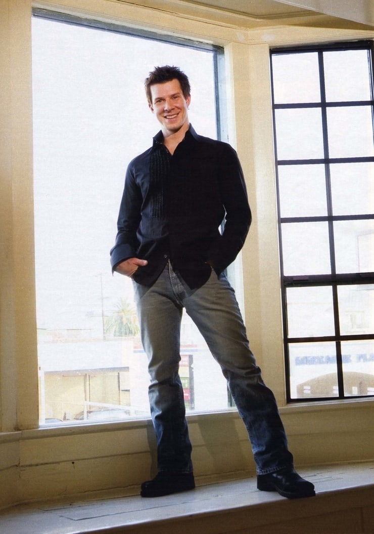 Eric Mabius