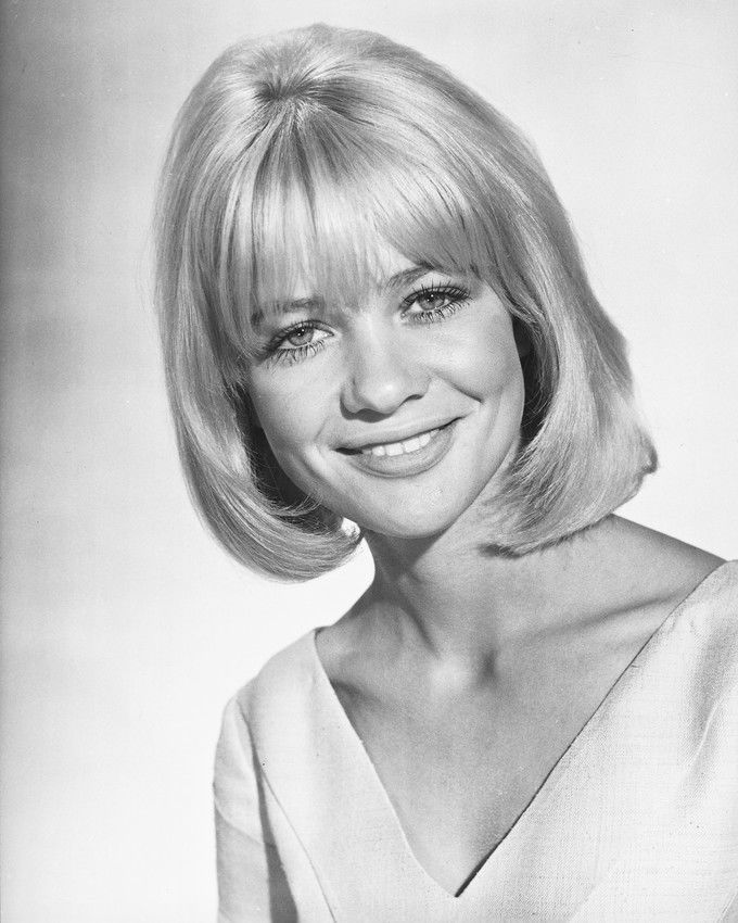 Here We Go Round the Mulberry Bush (1968) Here We Go Round the Mulberry Bush (1968)