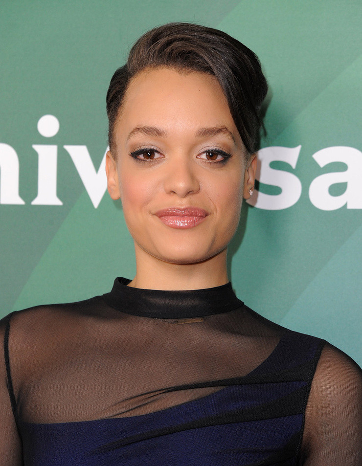 Britne Oldford Britne Oldford
