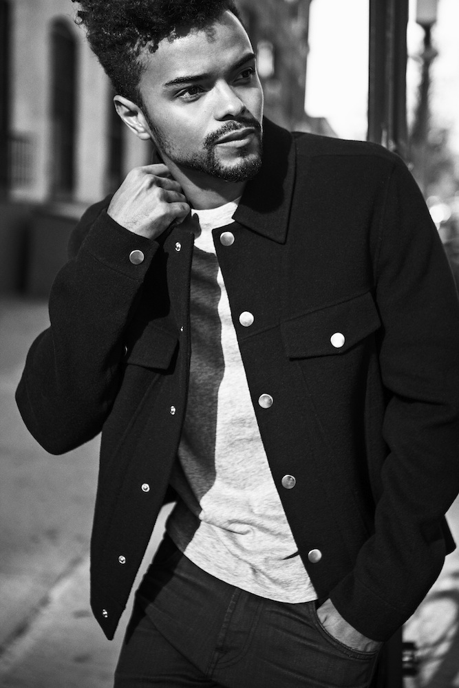 Eka Darville